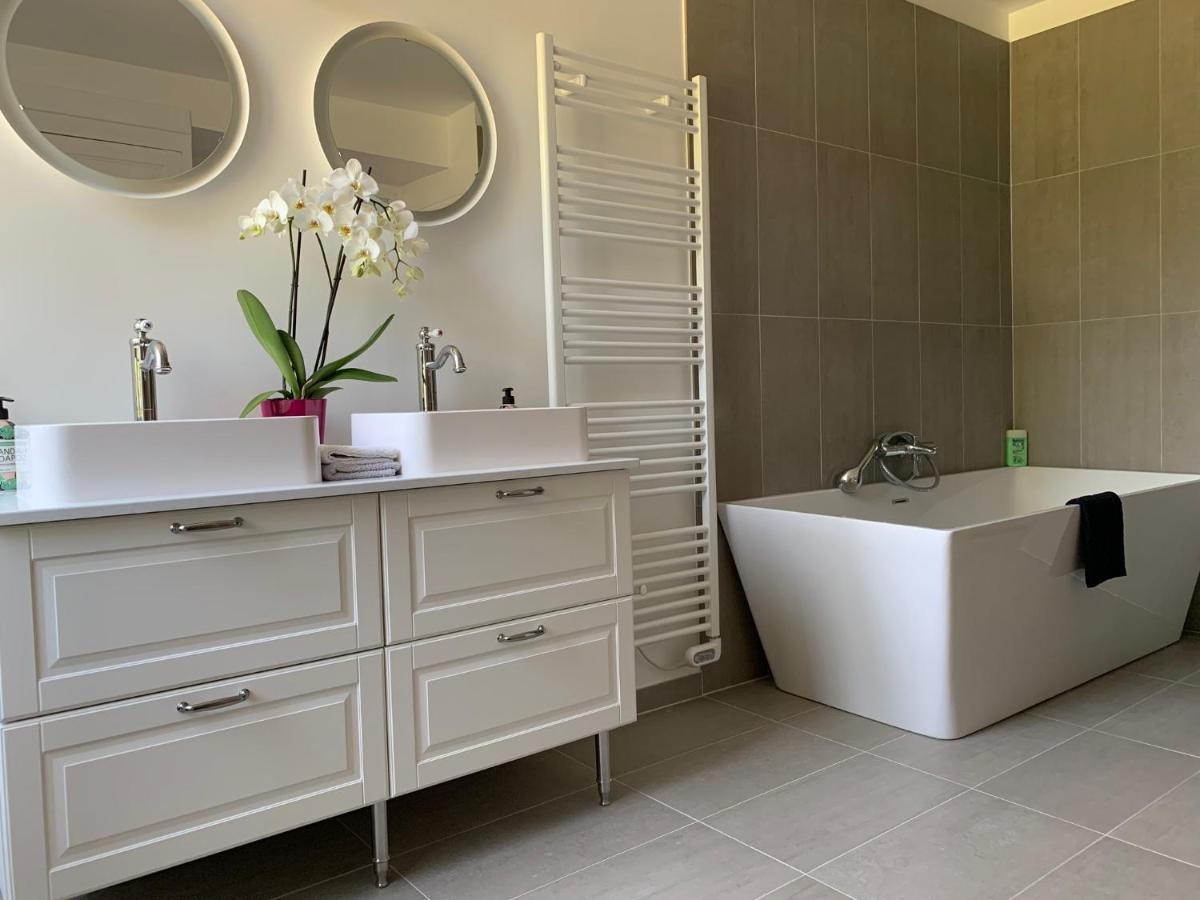 Le Moulin Bleu Bed & Breakfast Saint Cyr-sous-Dourdan Bagian luar foto