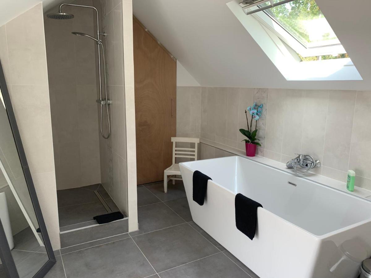 Le Moulin Bleu Bed & Breakfast Saint Cyr-sous-Dourdan Bagian luar foto