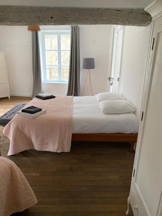 Le Moulin Bleu Bed & Breakfast Saint Cyr-sous-Dourdan Bagian luar foto
