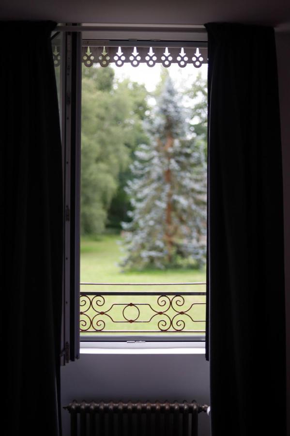 Le Moulin Bleu Bed & Breakfast Saint Cyr-sous-Dourdan Bagian luar foto